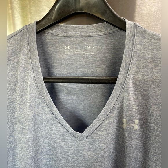HEATGEAR Under Armour V Neck MADE IN JORDAN WOMEN LG BLUE AND GRAY BLEND - Picture 2 of 6